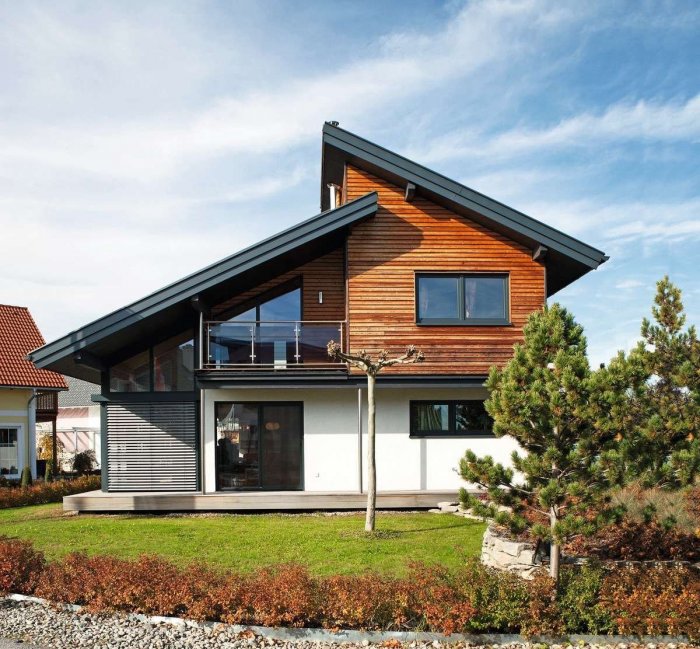 Комбинированные фасады домов