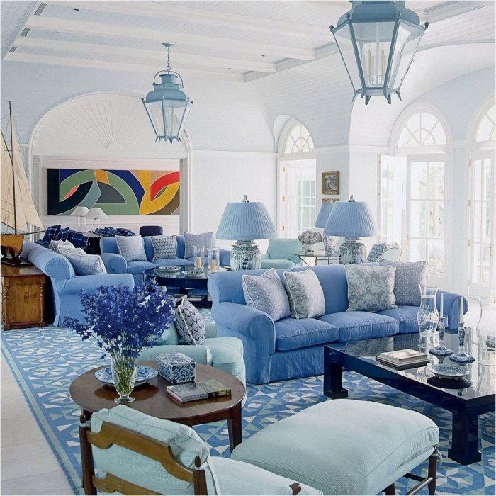 Красивый интерьер в синих тонах