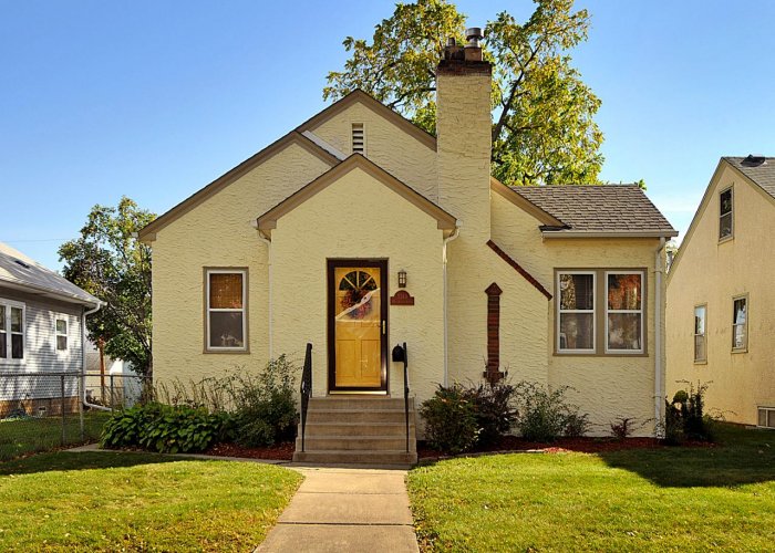 Кирпичные дома