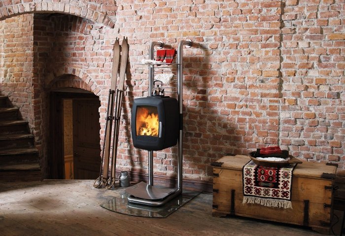 Дровяная печь-камин Nordpeis Smarty one