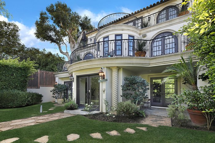 Трехэтажный особняк США