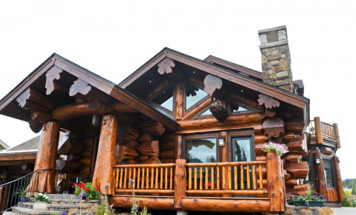 Бревенчатый дом в диком стиле