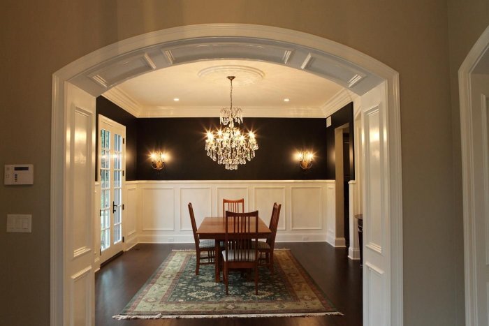 Широкий проем в гостиную