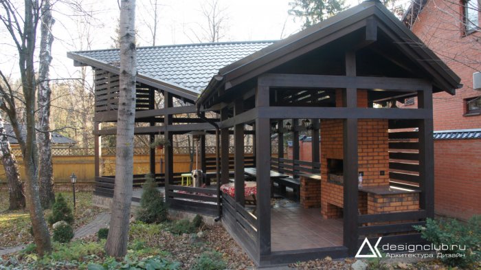 Беседка с мангальной зоной угловая