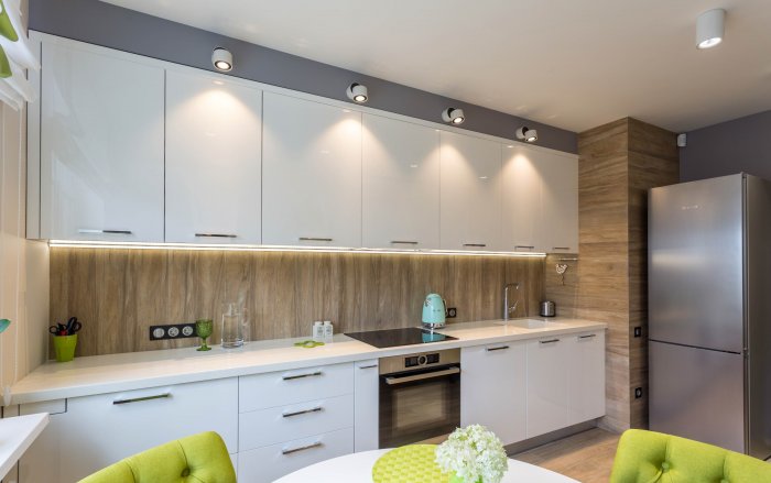 Кухонный гарнитур СДО потолка