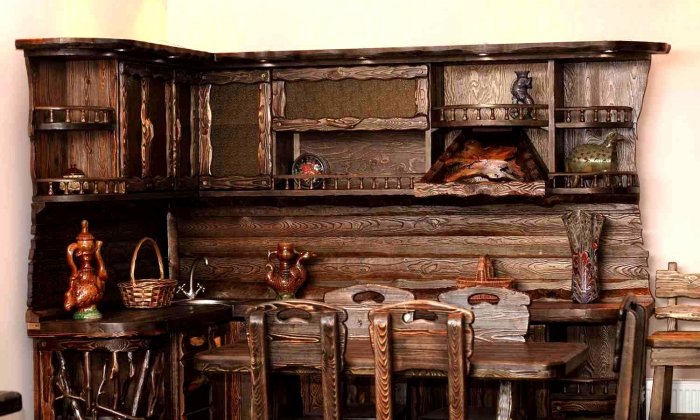 Мебель под старину из дерева