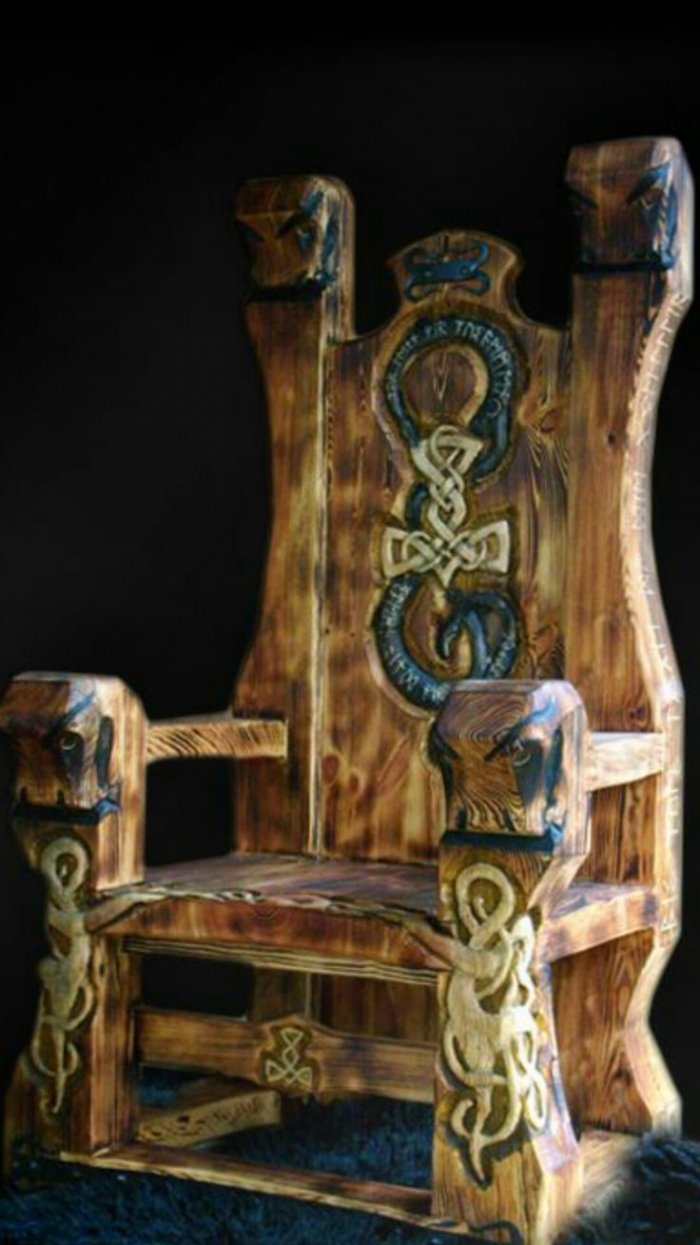 Резная мебель Скандинавии