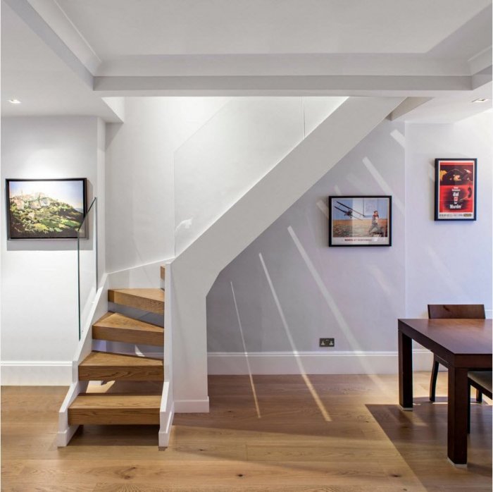 Лестница на мансарду