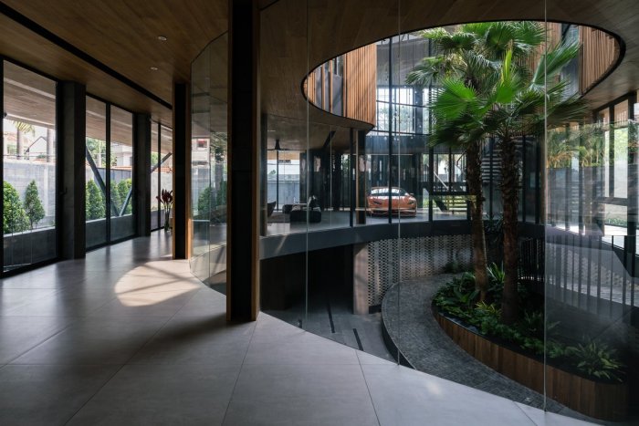 Вилла Джеймса Бонда интерьер