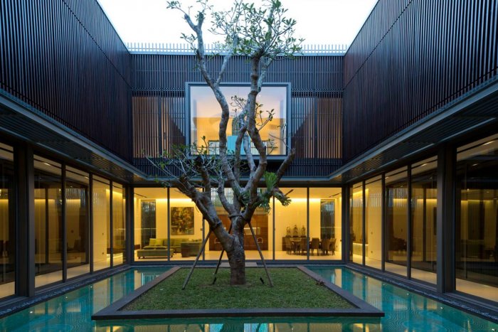 Дом с атриумом