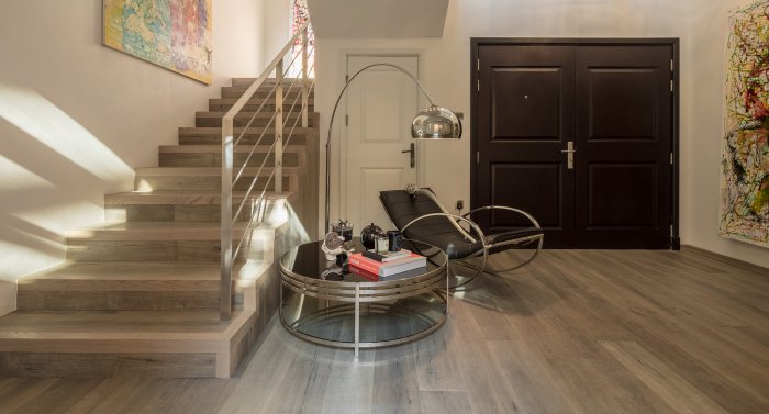 Лестница с ковролином