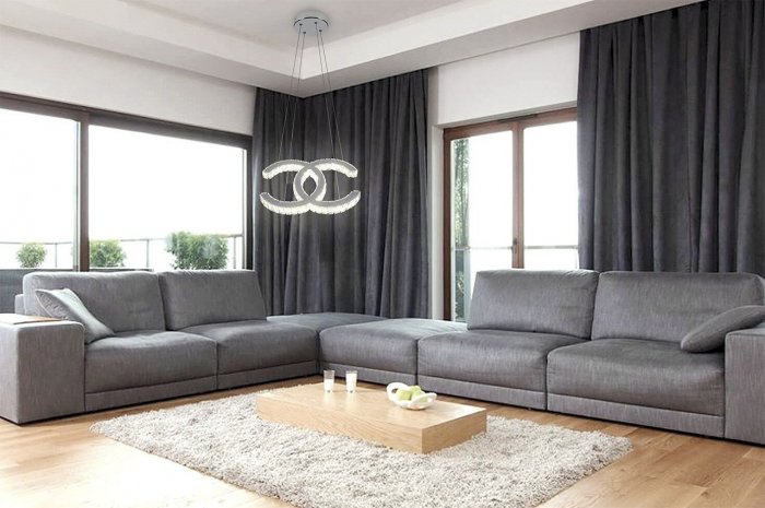 Серый диван в интерьере