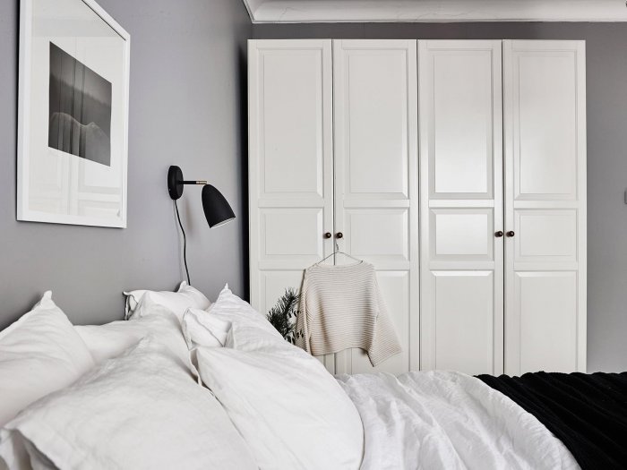 Белый шкаф в скандинавском стиле