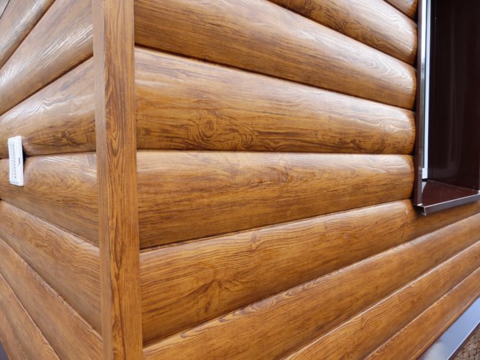 Металлосайдинг блок Хаус под дерево