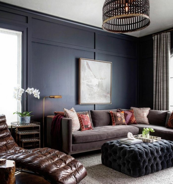 Интерьер в темных тонах