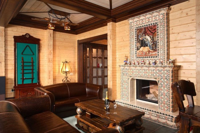 Интерьер гостиной в русском стиле