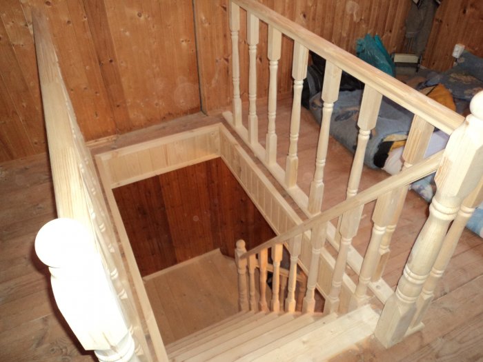 Отделка межэтажного лестничного проема