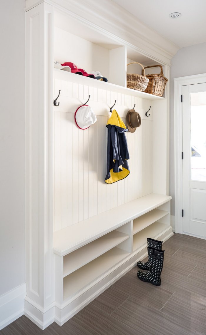 Отделка коридора в частном доме