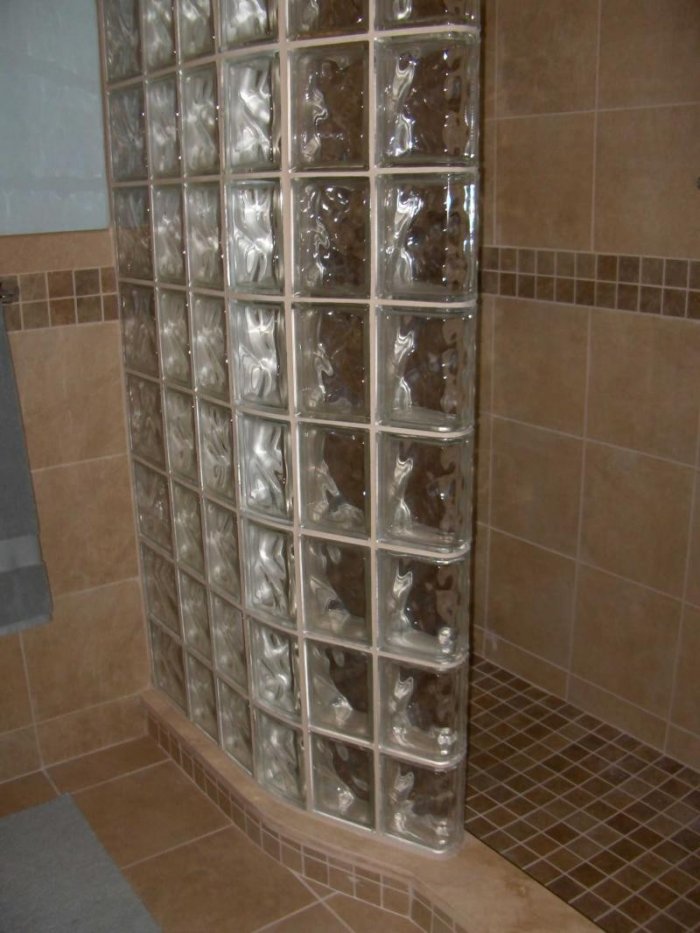 Душевые из стеклоблоков