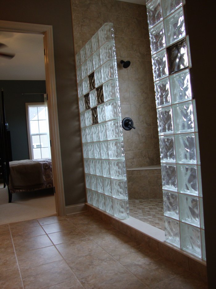 Стеклянные блоки для стен