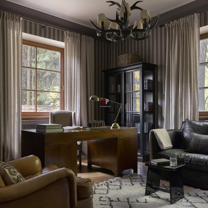 Библиотека в деревянном доме