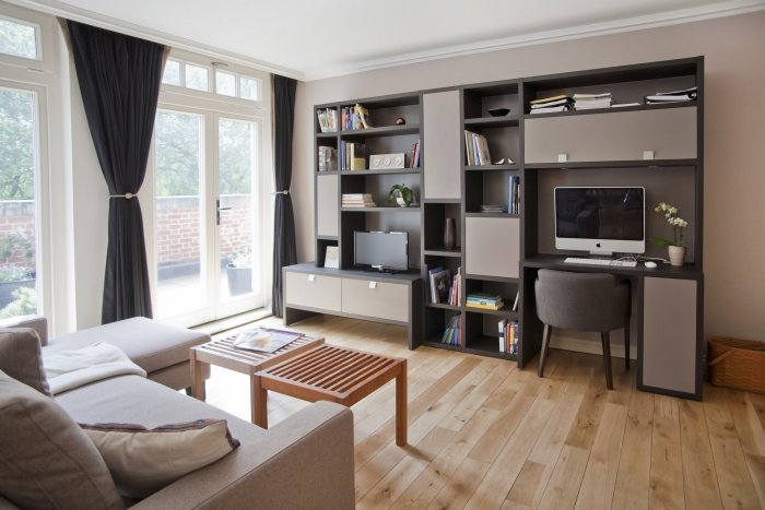 Стеллаж с рабочим местом в гостиную