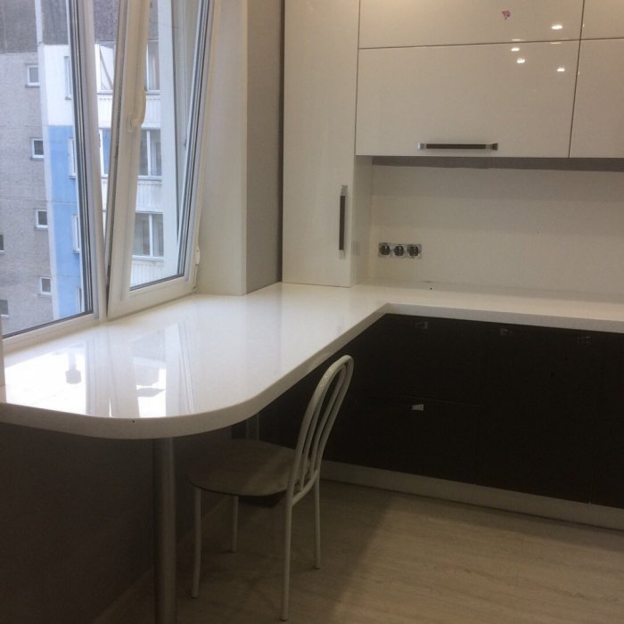 Кухонный подоконник столешница