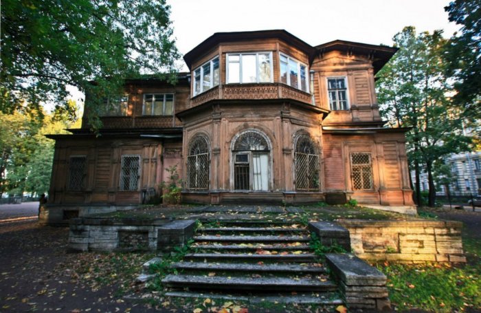 Дача Громова и Лопухинский сад ул Академика Павлова 13