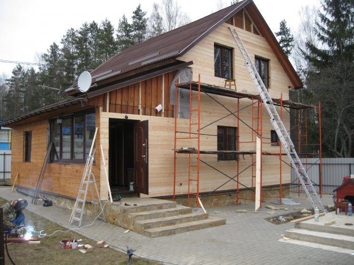 Перестройка старого дачного домика