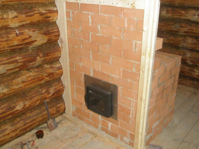 Обложить железную печь кирпичом в бане