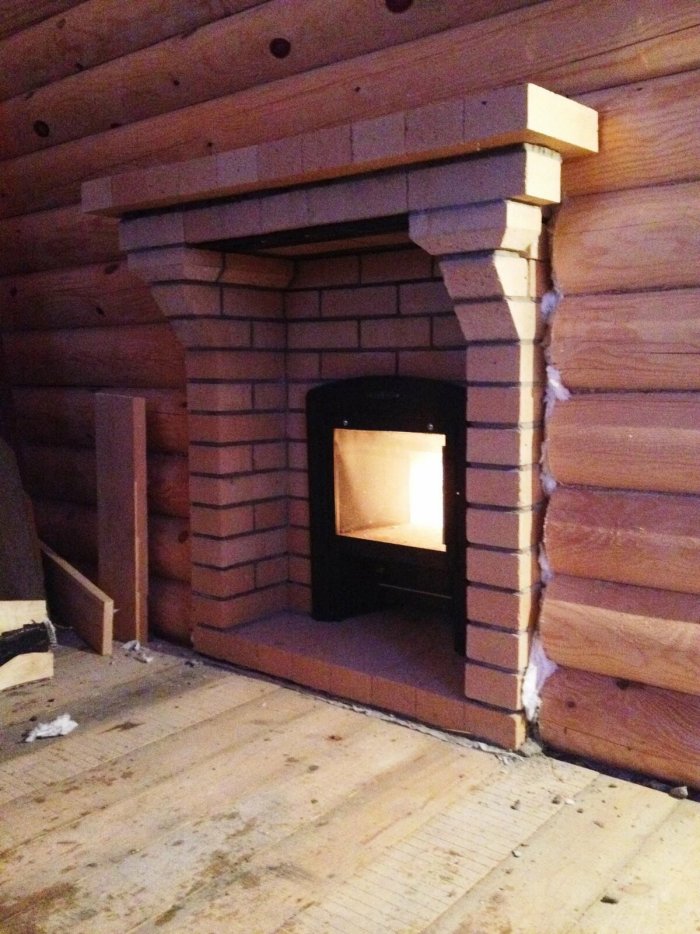 Печь для бани для топки из предбанника