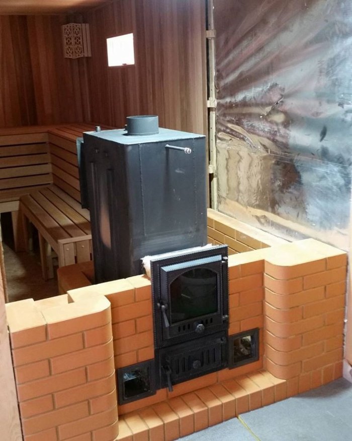 Обкладка печи ИЗИСТИМ кирпичом