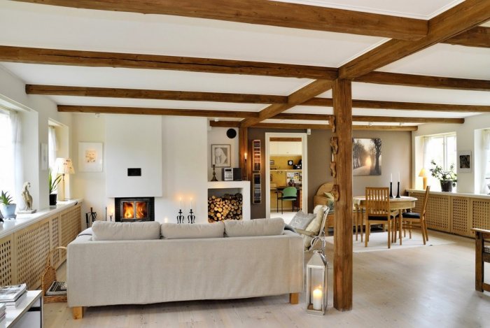 Деревянные балки в интерьере