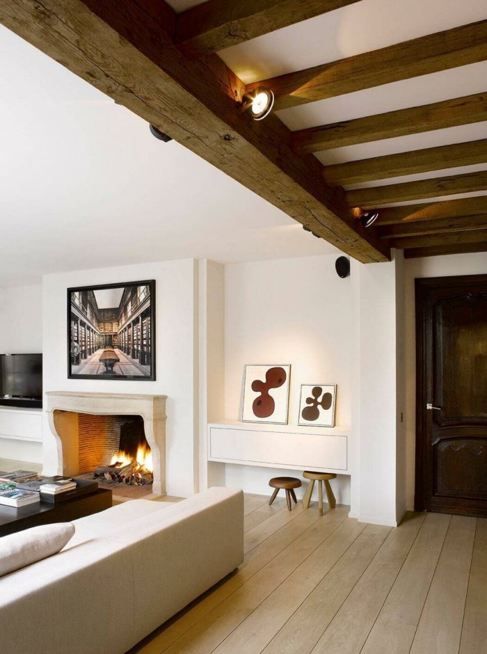 Декоративные потолочные балки в интерьере