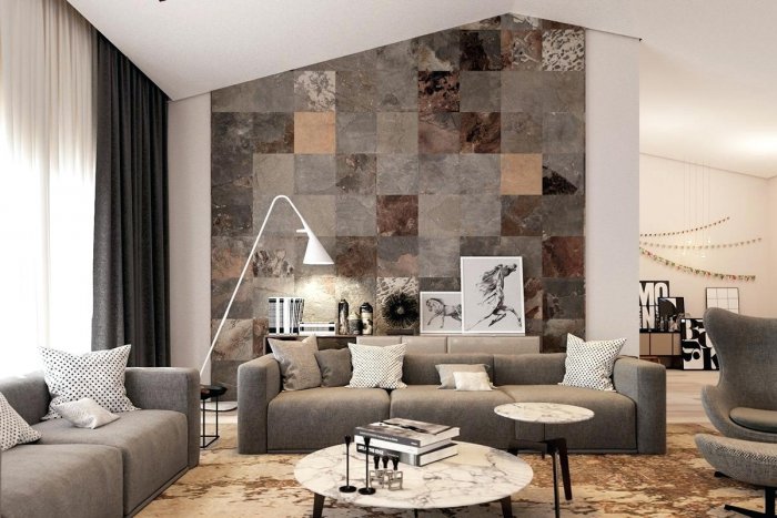Плитка на стене в гостиной
