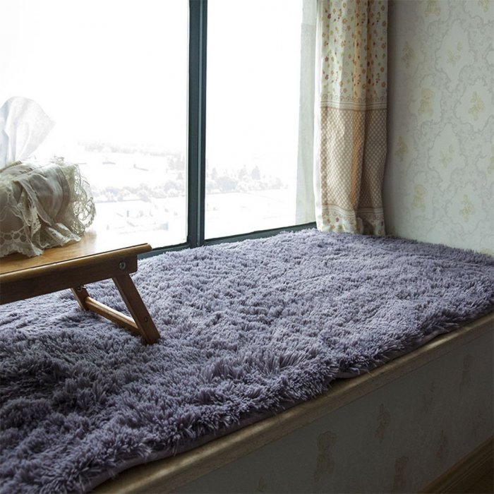 Тонкий ковер на балкон