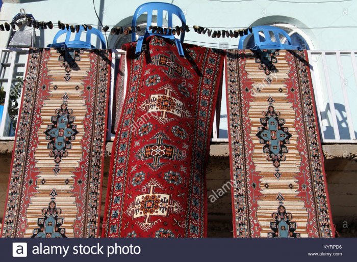 Ковер на балконе в Турции