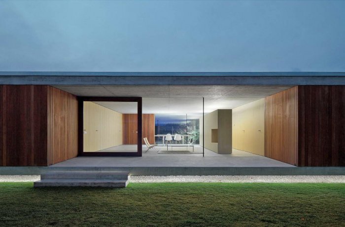 Одноэтажный дом с плоской крышей в стиле Минимализм