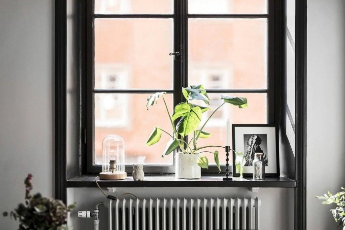 Черные пластиковые окна