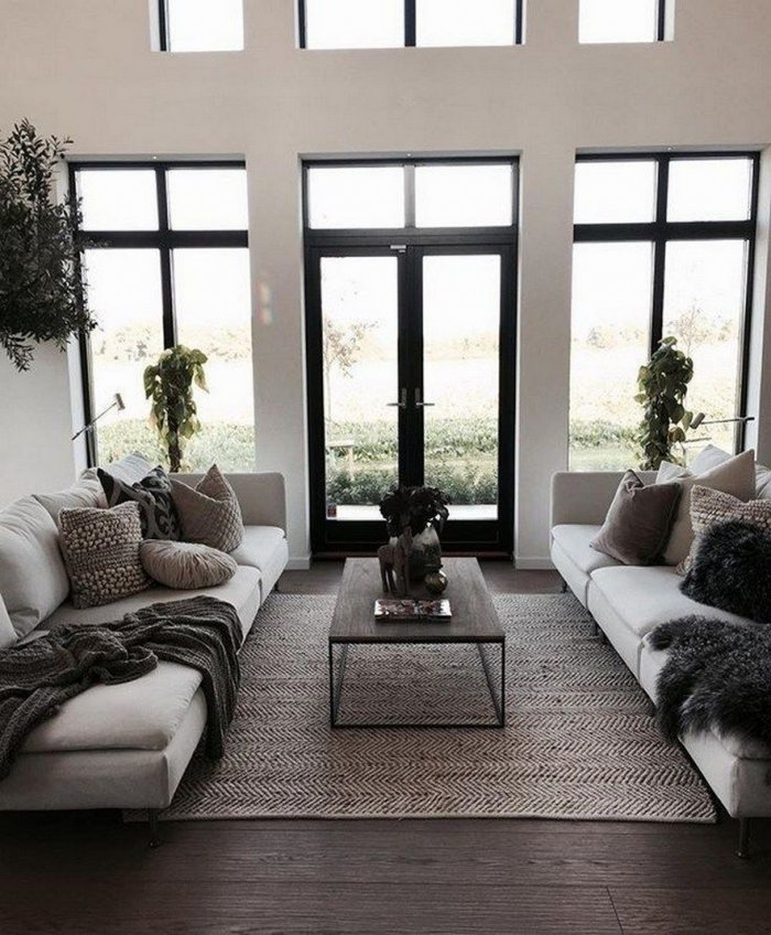 Черные оконные рамы в интерьере