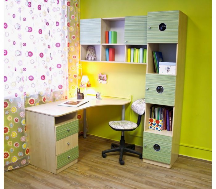 Стол для школьника