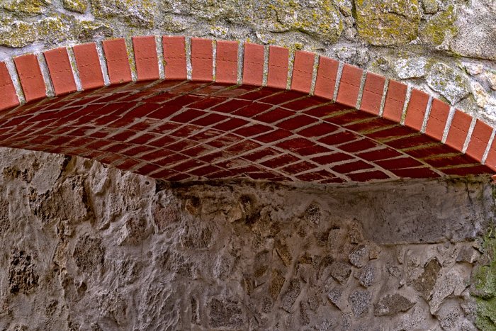 Арка из кирпича