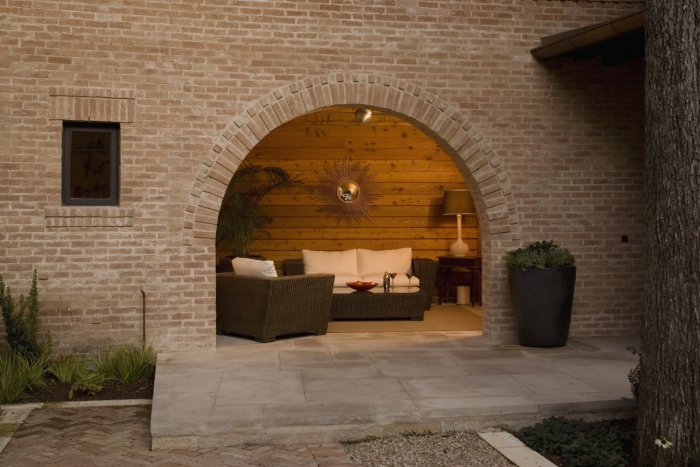 Арка кирпичная декоративная