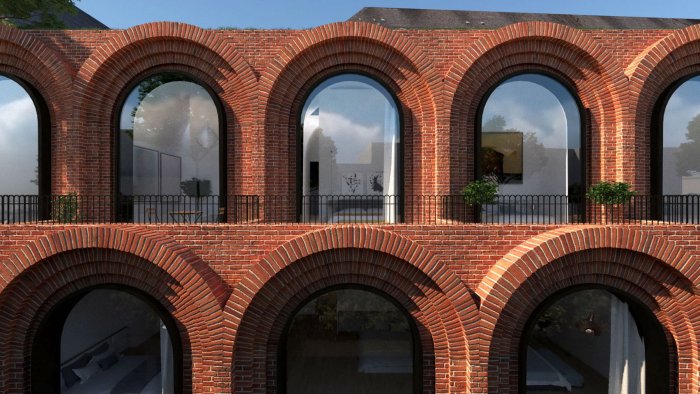 Кирпичная стрельчатая арка