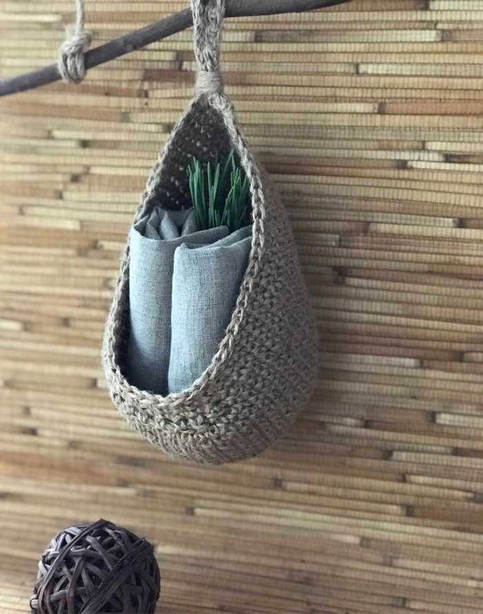 Полка из джута