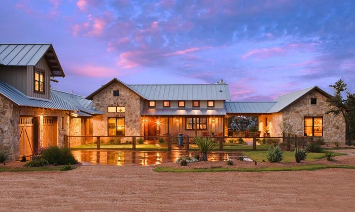 Ранчо ферма американский