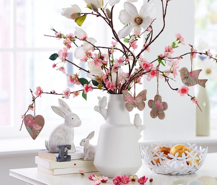 Весенние украшения для дома