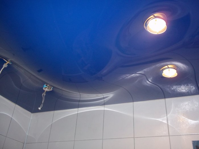 Затопили подвесной потолок