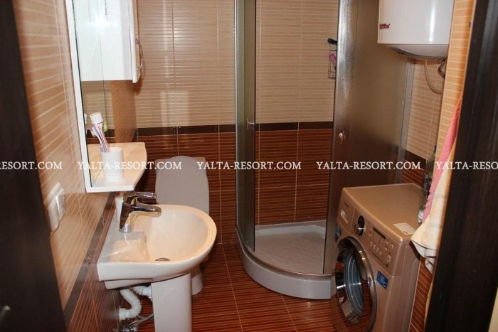 Ванная с душевой кабинкой в хрущевке