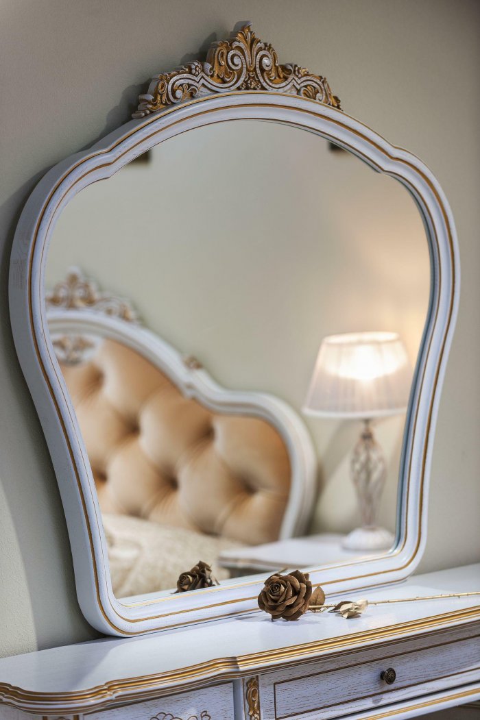 Спальня Барокко, белый с золотой патиной